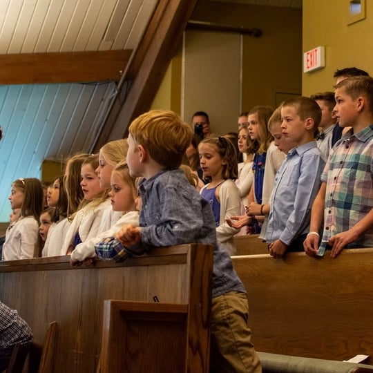 Kids Choir – “He Reigns”